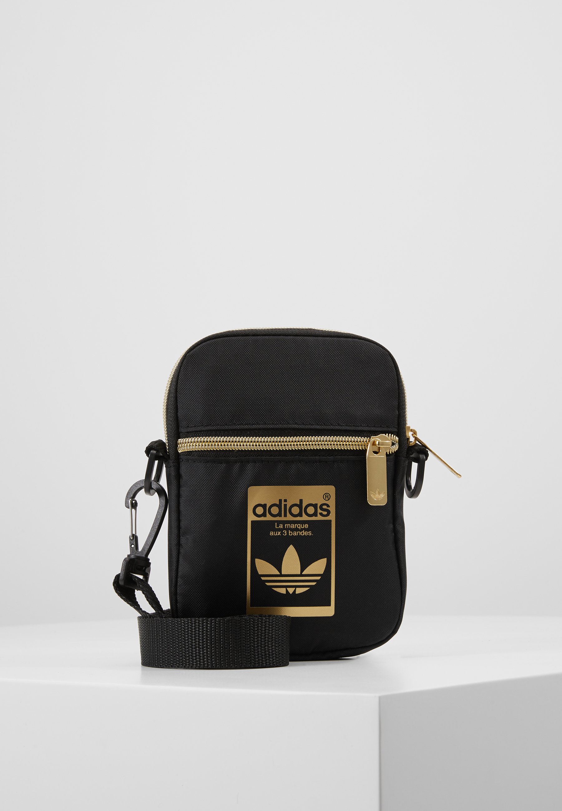 adidas Originals FEST BAG Axelremsväska black Zalando.se adidas Originals FEST BAG Axelremsväska black Zalando.se