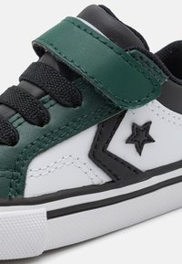 Converse PRO BLAZE EASY-ON UNISEX - Zapatillas - green envy/black/white