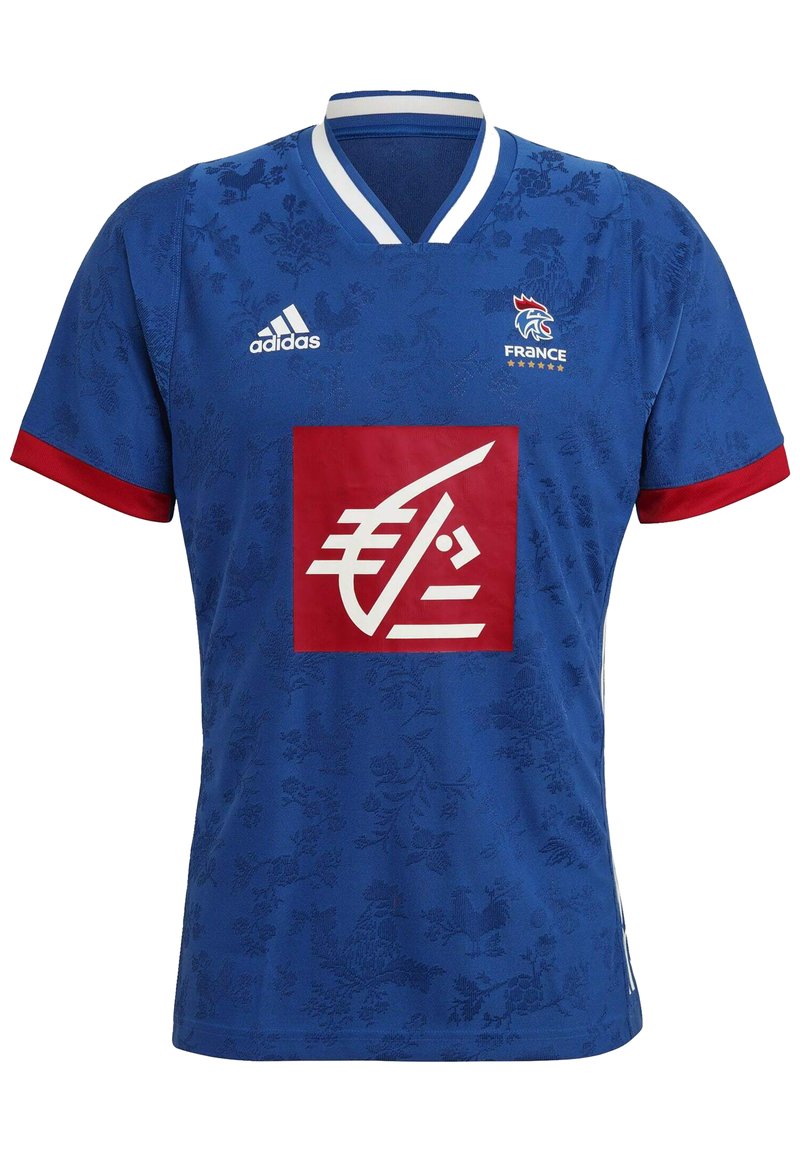 Blauwe Adidas-jersey met bloeiende textuur, V-hals, rode accenten op de mouwen, wit logo op de linkerborst en groot rood vierkant logo in het midden.
