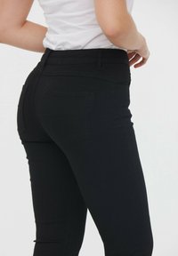 Lee Cooper JEDEN - Jean bootcut - noir
