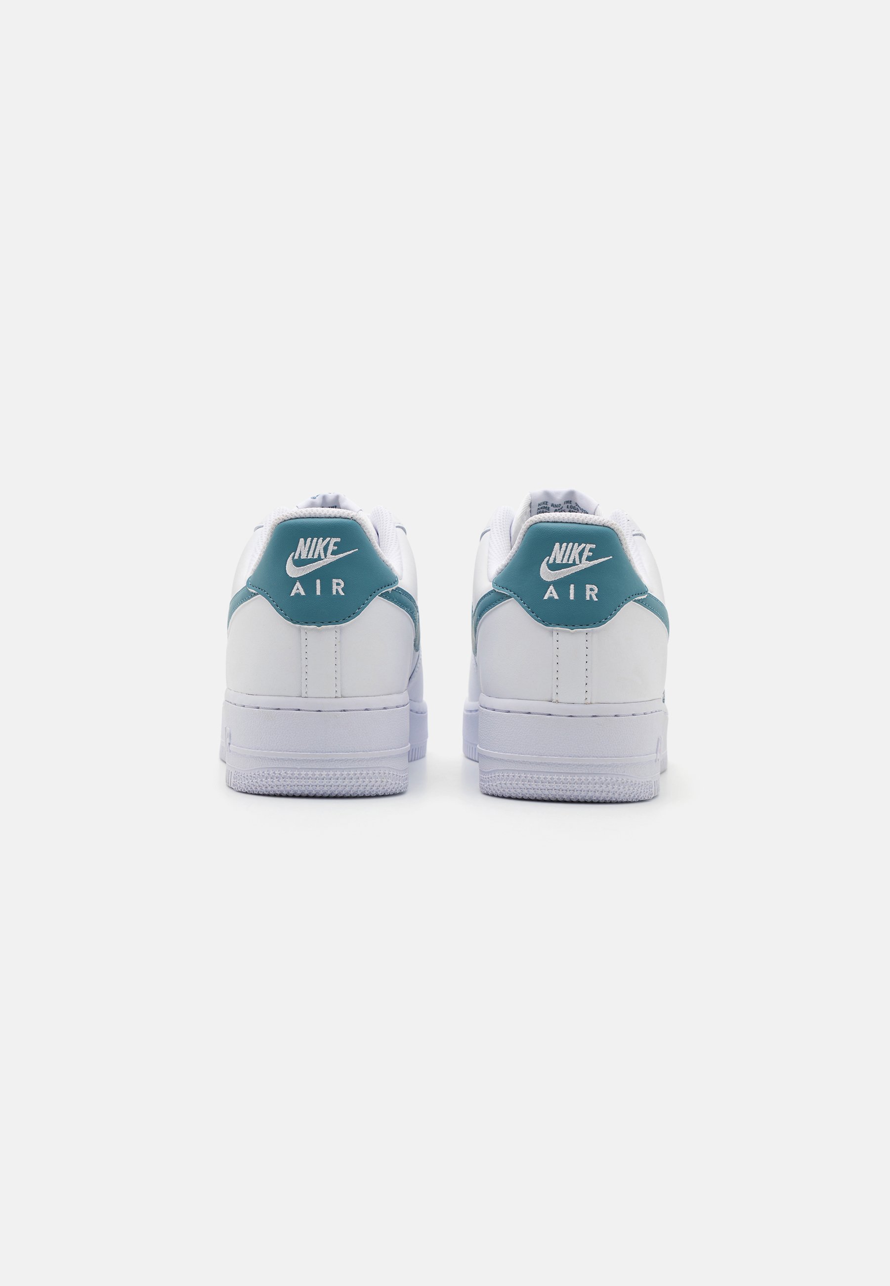 Nike Sportswear AIR FORCE 1 '07 LOW ESSENTIAL - Zapatillas - white