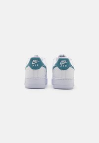 Nike Sportswear AIR FORCE 1 '07 - Tenisice - white/smokey blue