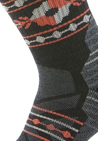 Calzini neri con un design geometrico, caratterizzati da motivi rossi, grigi e bianchi. Texture morbida e zone rinforzate sul tallone e sulla punta.