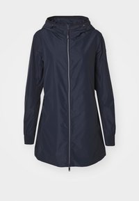 Marinblå vattentät jacka med dragkedja fram, justerbar huva, elastiska ärmslut och sidofickor; lättviktig, slät material, knälång design.