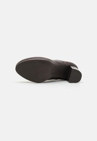Anna Field Botine cu toc - dark brown