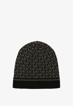 Gorro de punto negro y gris con patrón de logo "MK" repetido y dobladillo acanalado negro sólido.