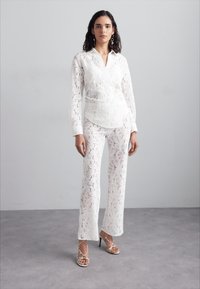 Baum und Pferdgarten NIDA - Pantalon classique - cloud dancer