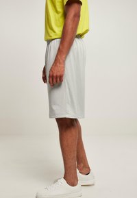 Urban Classics BASIC - Pantalon de survêtement - lightasphalt