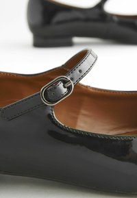 Next FOREVER COMFORT POINT MARY JANE - Balerinke s trakom oko gležnja - black