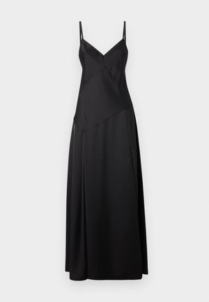 Rochie maxi din satin negru cu bretele subțiri ajustabile, având un design geometric și o siluetă fluidă. Textură netedă cu un finisaj mat.