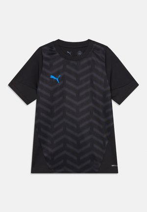 Schwarzes Sport-T-Shirt mit strukturiertem Chevron-Muster, kurzen Ärmeln und einem hellblauen Puma-Logo auf der Brust. Hergestellt mit DryCell-Technologie.