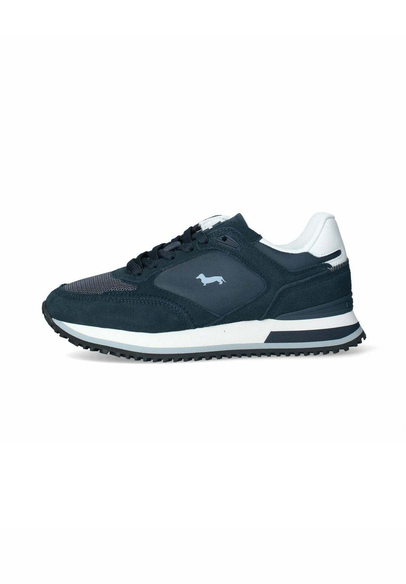 Sneaker navy con tomaia in camoscio e rete, accenti bianchi e grigi, suola nera in gomma e un piccolo logo di cane sul lato.