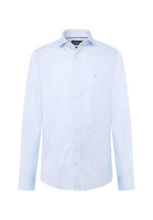 Chemise à rayures bleu clair et blanche à manches longues en coton, avec un col boutonné et un logo sur la poitrine. Dispose de poignets arrondis et d'un ourlet droit.