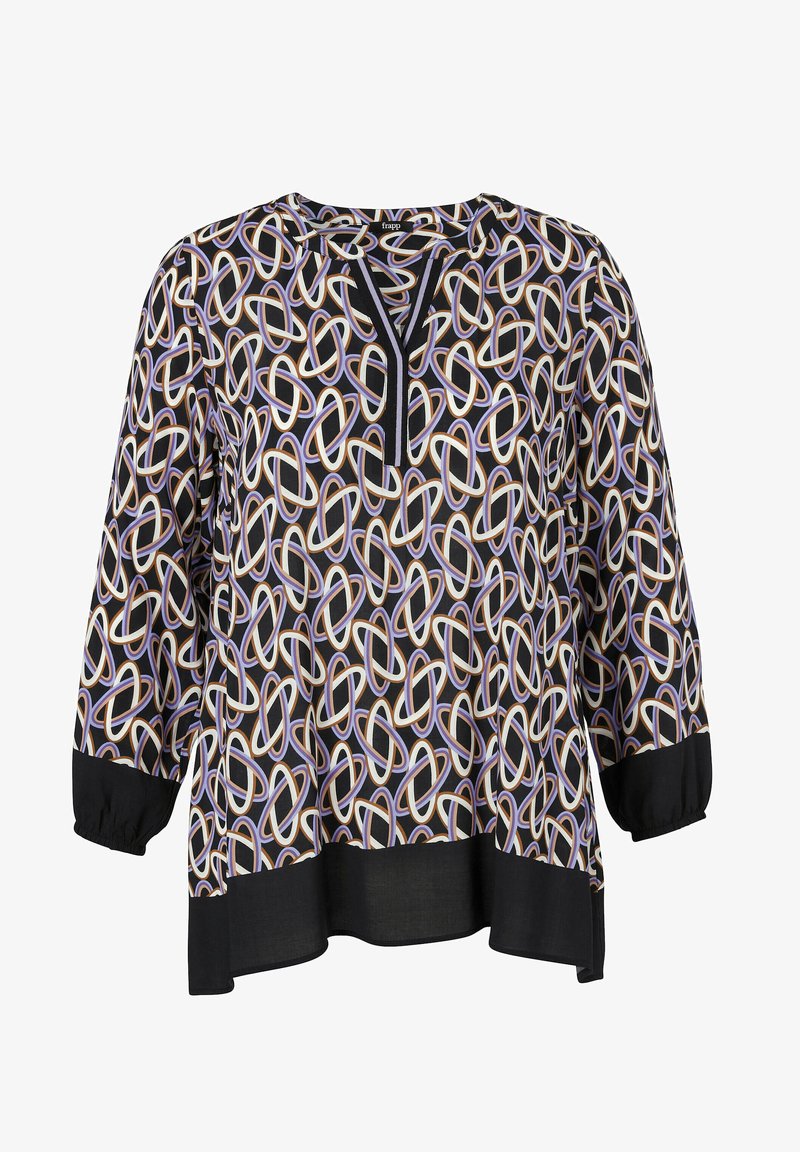 Zwarte blouse met driekwartmouwen, voorzien van een herhalend, in elkaar grijpende lussenpatroon in wit, paars en bruin. De zoom heeft een solide zwarte accent.