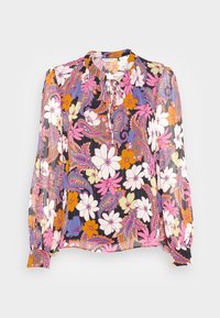 Blouse à manches longues en tissu léger avec un motif floral et cachemire coloré sur fond noir ; patte de boutonnage avec détail noué.