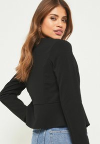 Lipsy Blazer - black