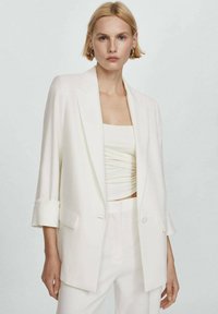 Mango ELEONOR - Cappotto corto - off-white