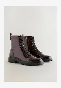 Unausgewählt, chocolate brown