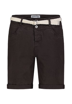 Schwarze knielange Shorts mit umgeschlagenen Säumen und einem weißen geflochtenen Gürtel, der durch Gürtelschlaufen geführt wird, Größe Medium.