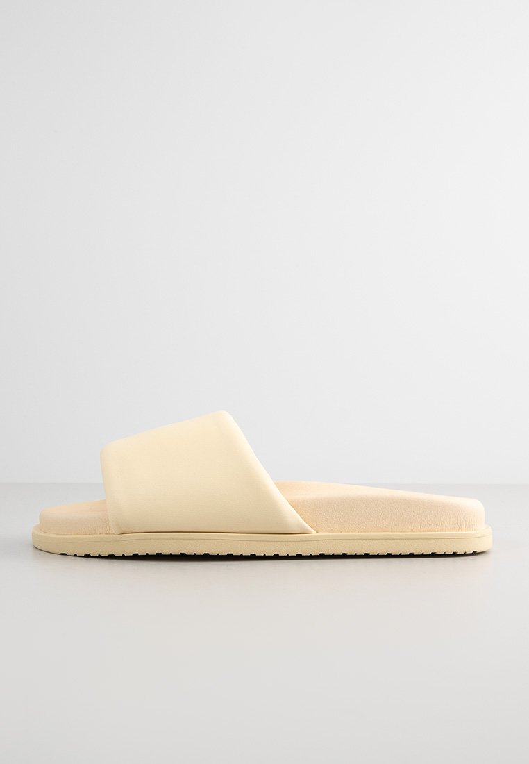 Copenhagen Studios Muiltjes beige