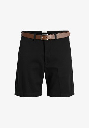 Pantaloni corti neri in cotone tessuto, dotati di una vita piatta, tasche laterali e una cintura in pelle marrone con fibbia in metallo.