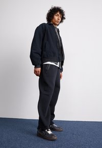Nike Sportswear KILLSHOT 2 LTR PRM OPP2 - Tenisice - black sail baroque brown mtlc dk grey