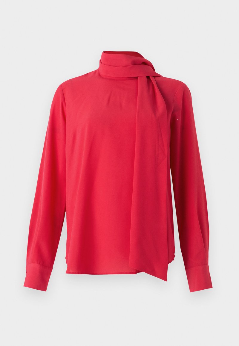Rode blouse met lange mouwen, hoge kraag en een vastgeknoopte stropdas. Gladde stof, comfortabele pasvorm en zijsplitten aan de onderkant.