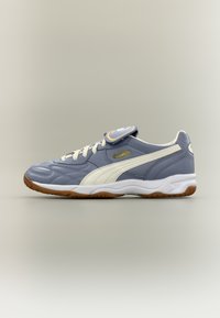 Neizvēlēts, gray sky/warm white