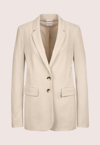 Beige damesblazer met geknipte kleppen, twee voorknopjes, klepzakken en een borstzak, gemaakt van soepel materiaal.