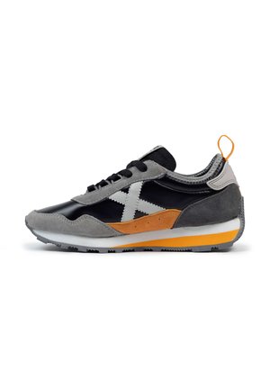 Zapatillas - varnish black