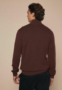 Next Vesta - burgandy