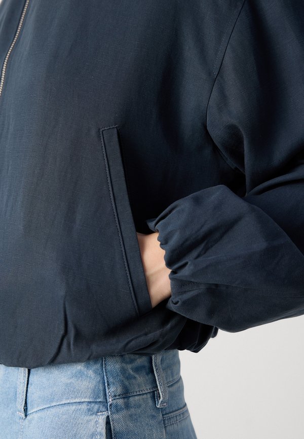 INDOOR JACKET BLOUSON STYLE CROPPED LENGTH, ELASTIC CUFFS COLLAR ZIPPER - Bomber Jacket2