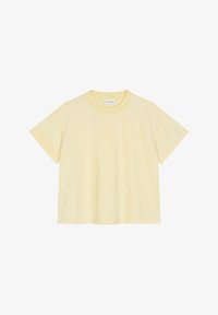 Nevybrané, butter yellow acid