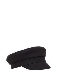 Bonnet en laine noir avec un dessus plat, une large visière et deux bandes horizontales à l'avant. Texture lisse et design structuré.