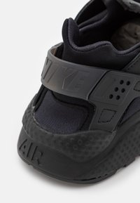 Nike Sportswear Tenisky - black