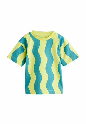 T-shirt à manches courtes en coton, avec des motifs ondulés en turquoise et vert lime. Col rond avec une coupe décontractée et des coutures visibles.