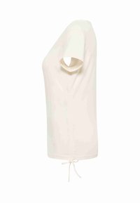 Biele tričko s krátkym rukávom z bočného pohľadu, vybavené šnúrkou na stiahnutie v spodnom okraji.