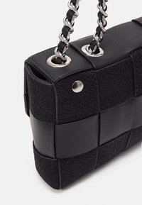 Valentino Bags Sac à main - black