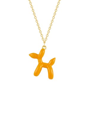 Colgante en forma de animal de globo amarillo con un acabado brillante, montado en una cadena de tono dorado con eslabones entrelazados.