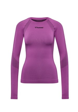 Fitted long-sleeve top in vibrant purple, made of stretch fabric with ribbed texture, featuring mesh accents and a logo at the chest.