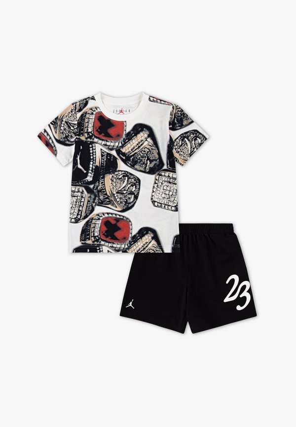 RING SHORT UNISEX SET - Shorts