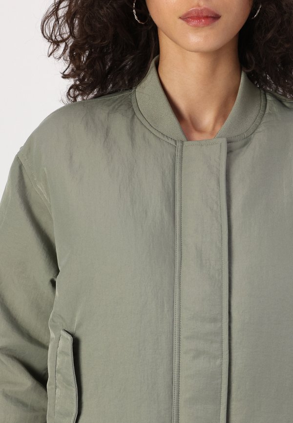 SLFDOVIE BOMBER JACKET - Down jacket - vetiver2
