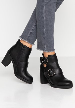 High Heel Stiefelette - black