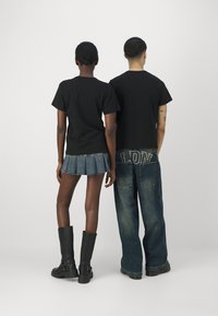 Jaded London DRAMA SLOGAN TEE UNISEX - Marškinėliai su spaudiniu - black