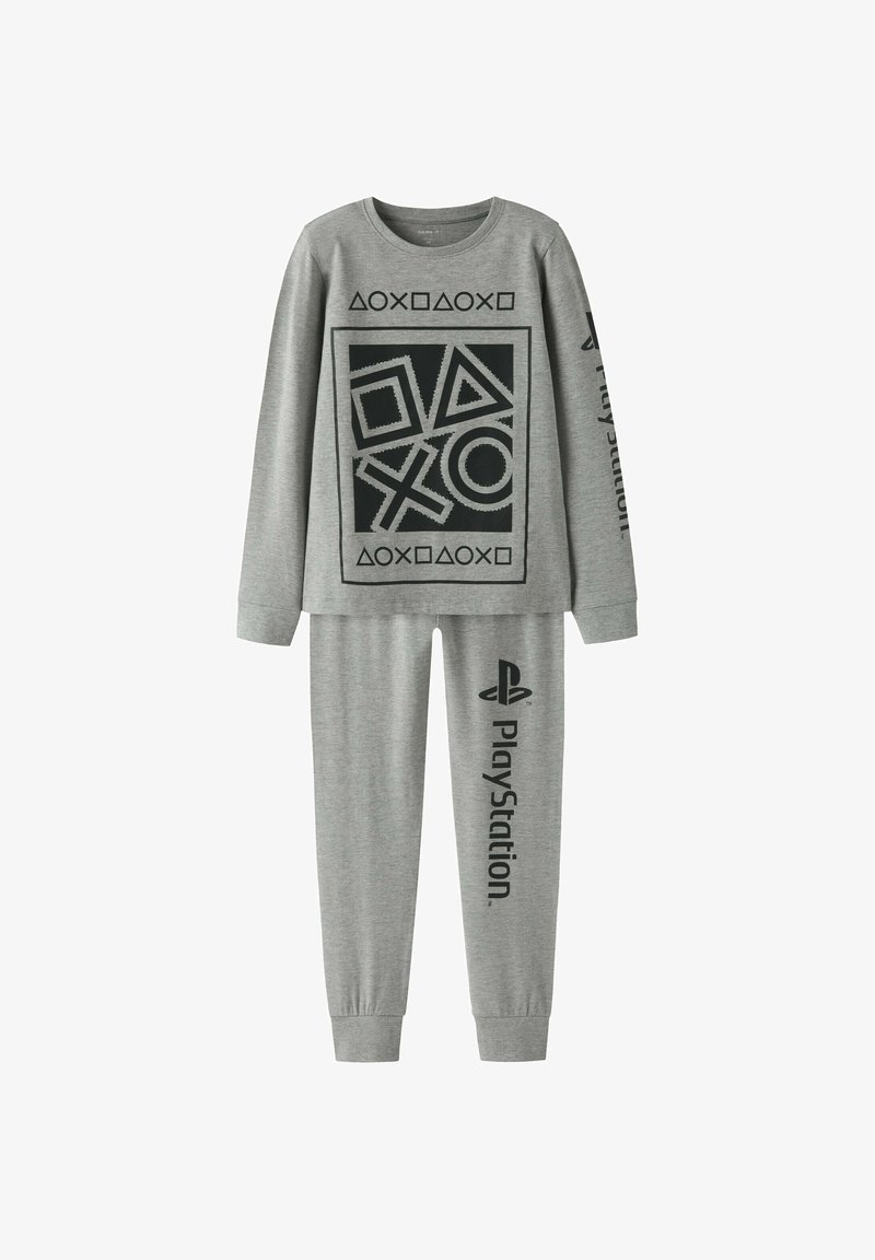 Ensemble de pyjama PlayStation gris à manches longues avec des symboles géométriques noirs sur le haut et le logo PlayStation avec texte sur le pantalon.