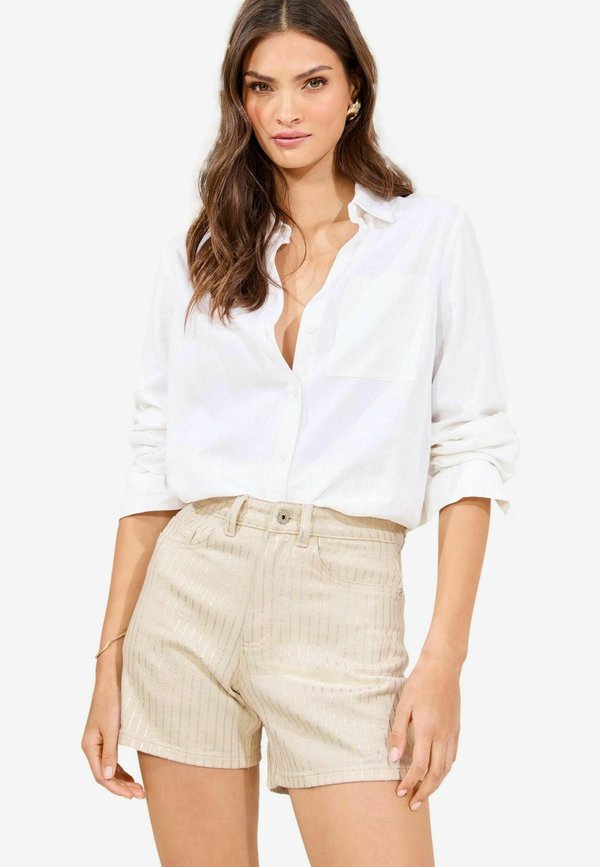 REGULAR FIT MOM - Jeans Shorts - ecru with lurex stripe