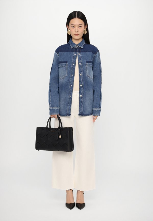 SCARLETT SATCHEL - Handtasche