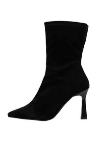 LIMMA VIETNAM - Botines - black