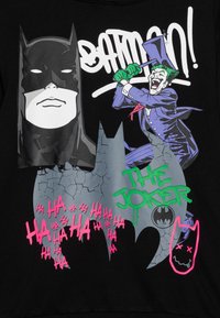 Name it NKMOMARZ BATMAN  - Huppari - black