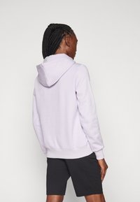 Champion ICONS HOODIE CONTRAST LOGO SMALL - Felpa con cappuccio - lilac